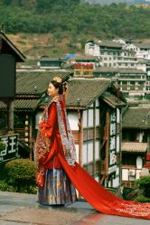 -AOROA·奥洛拉婚纱摄影·旅拍·礼服