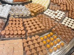 -Laderach 莱德拉(上海环贸iapm店)