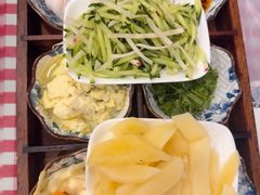 -王村姑老土炕莜面村(桥东店)