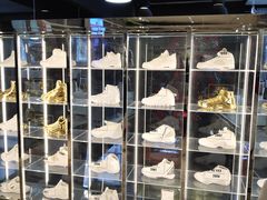 -Air Jordan(世贸天阶店)