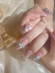 -瞧·享轻奢美甲美睫