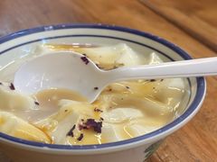 -云阿蛮云南生烫牛肉米线(奉贤路店)