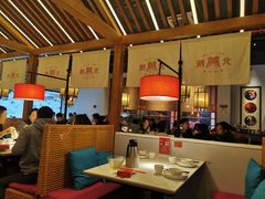 大堂-北院·果木烤鸭·25年东北菜(创意产业园店)