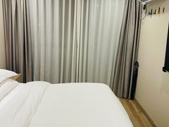 -上海怡沁园度假酒店