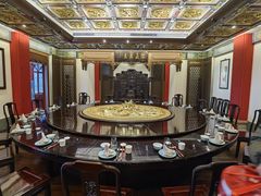 -梅龙镇酒家(南京西路总店)