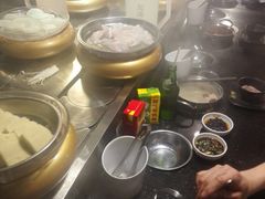 -汤响自助回转火锅百汇(乐峰广场店)