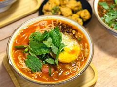 -叁窝雀·云南小锅米线(万象汇店)