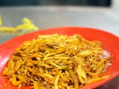 干炒老鼠粉-黄亚华小食店(Jalan Alor)