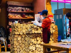 -阿婆情腊排骨火锅(金虹路店)