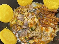 -老刘生态大鱼坊铁锅炖鱼(赛马场店)