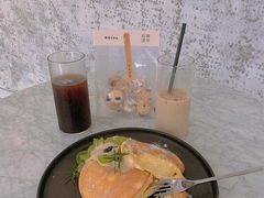 -边渡咖啡烘焙店(昙华林店)
