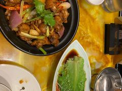 秘香鲍鱼鸡-领鲜天下·焗海鲜·花胶鸡(天目里店)