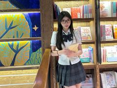 -半山书局(新世纪商城店)