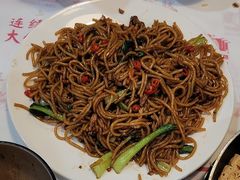 -堂瓦里·33年传统赣菜(第一街区店)