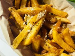 -春树下·树屋花房西餐厅(罍街AS1980店)