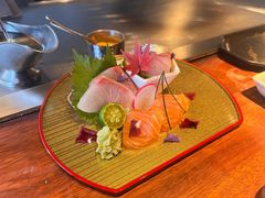 三文鱼章红鱼刺身-岩也·日料与酒(龙岗天安云谷店)
