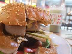 德国盘肠汉堡-HELLO 27 意面·沙拉·帕尼尼