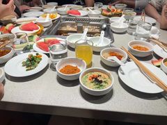 -海底捞火锅(宝龙广场夜宵主题店)