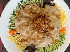 -红东阁东北菜烤肉酒馆(CROSS万象汇店)