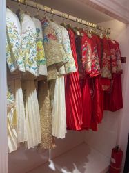 点击看大图 -GRACE KELLY婚纱与礼服(北京店)