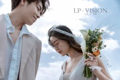 -乐派诗婚纱摄影