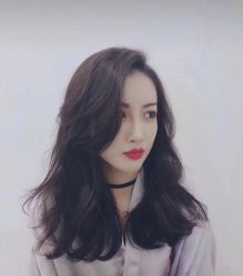 -变画·发型STUDIO