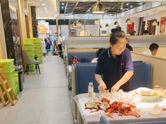 -靓虾二哥长沙地标小龙虾(五一广场店)