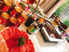 -二荆条·蜀鲜汇城市森林火锅