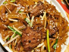 -钳真多钓虾馆·小龙虾海鲜烧烤(九六广场店)