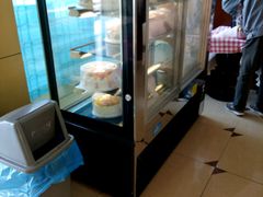 -红宝石·鲜奶小方·海派西点房(金杨店)