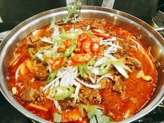 辛牛骨火锅-KCOOKING概念韩餐(世茂52+店)