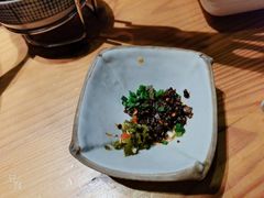 -野山舂·贵州现舂酸汤火锅(鸿通城店)