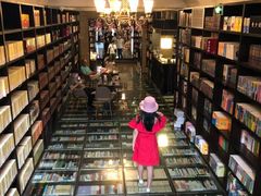 -钟书阁(松江泰晤士小镇店)