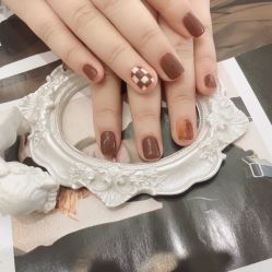 -十月·日式美甲美睫·纹眉