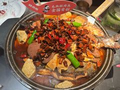 -辣尚瘾·烤鱼·新川菜(交大直营店)