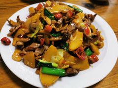 酸炒鸡胗-牛八宝桂林米粉(八里庄店)