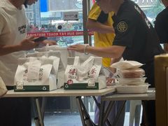-香港新发烧腊茶餐厅(水围店)