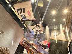 -8PINTS八品脱·日料·烧鸟·精酿小酒馆(莘庄店)