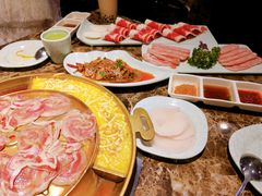 -猪啊牛呀羊啊铜盘烤肉(正大广场店)