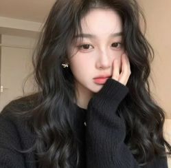 -十六番发型师事务所