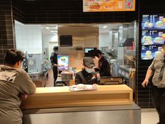 -麦当劳(中山公园龙之梦店)