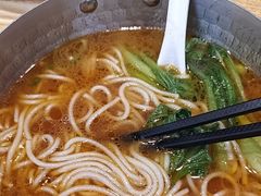 -魔都三兄弟酸辣粉·蘸卤炸串(虹桥万科店)