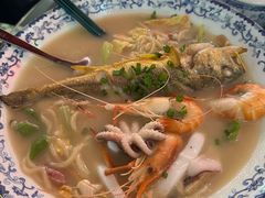 -霆记海鲜·只为这碗面(滨江店)