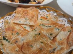 -荷塘秋月·本帮江浙菜(国权路店)