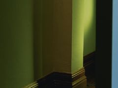 -Nathalie Djurberg与Hans Berg“牛皮纸包裹的月亮”-Prada荣宅当季展览