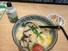 -蒙自源米线(明丰广场店)