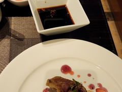 -大中华希尔顿酒店-念自助餐·嗨啤·小龙虾