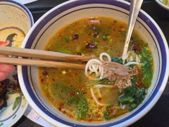 -云阿蛮云南生烫牛肉米线(奉贤路店)