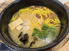 -桥香园过桥米线(国贸店)