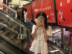 -MFO时尚折扣店